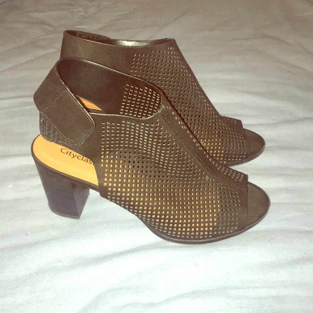 Black booties with peep toe